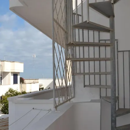 דירה Trilocale Ll12 A 90m Dal Mare מלנדוניו
